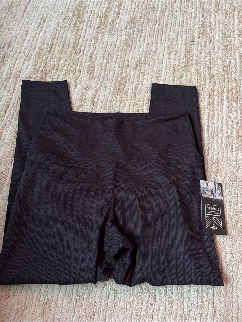 oiselle Black High-Waist Active 3/4 leggings size 4